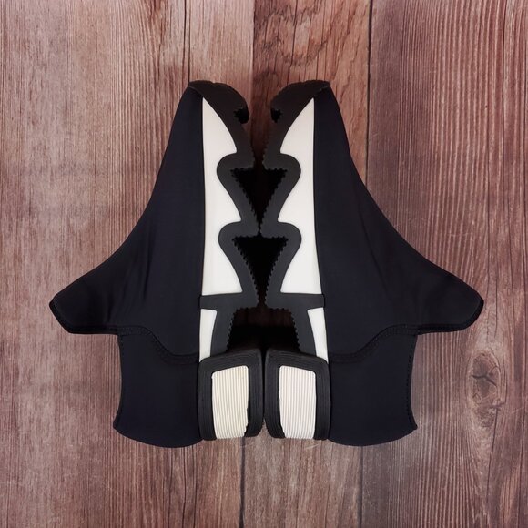 iRi NYC Womens Size 5.5 WES Black Outline Low Top Sneaker - Picture 10 of 15